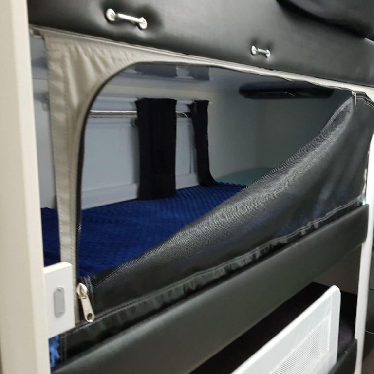 Canvas-Kiddie-Catcher-Open